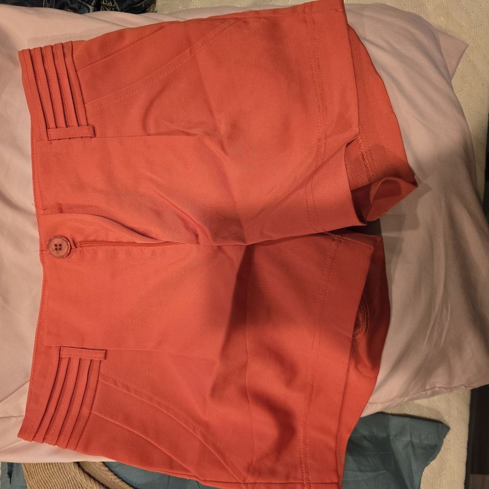 Women's Coral Shorts